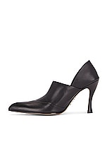 Loewe Comic Folded Pump in Black, view 5, click to view large image.