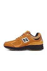 New Balance New Balance M2002RV1 in TOBACCO & BLACK, view 5, click to view large image.