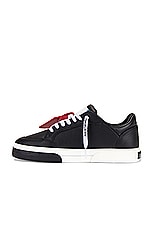 OFF-WHITE New Low Vulcanized in Black & White, view 5, click to view large image.