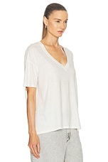 R13 V-Neck Boxy Seamless Tee in Cashmere White, view 2, click to view large image.