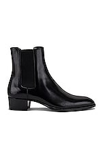 Saint Laurent Wyatt Chelsea Boot in Nero, view 1, click to view large image.