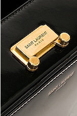 Saint Laurent New Box Shoulder Bag in Nero, view 7, click to view large image.