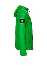 The North Face Soukuu Trail Run Packable Wind Jacket in Fern Green, view 3, click to view large image.