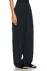 The Row Lonan Pant in Navy, view 2, click to view large image.