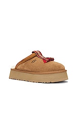 UGG Tazzle Slipper in Chestnut, view 2, click to view large image.