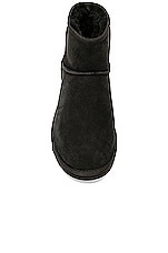 UGG M Classic Mini in Black, view 4, click to view large image.