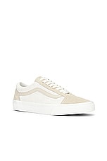 Vans Old Skool Sneaker in Pig Suede Castle Wall, view 2, click to view large image.