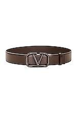 Valentino Garavani 30 V Logo Signature Belt in Fondant, view 1, click to view large image.