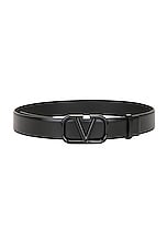 Valentino Garavani V Logo Signature Belt in Nero, view 1, click to view large image.