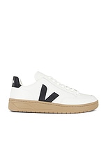 Veja V-12 in White Black Dune, view 1, click to view large image.