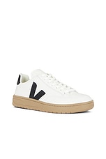 Veja V-12 in White Black Dune, view 2, click to view large image.