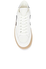 Veja V-12 in White Black Dune, view 4, click to view large image.