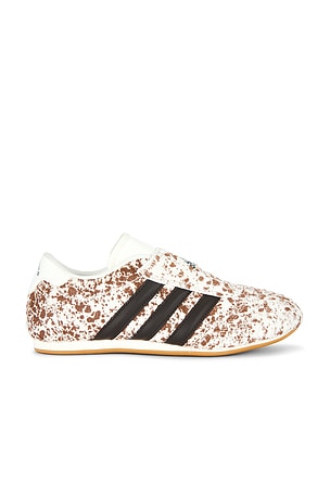 adidas Originals Taekwondo W Sneaker in Brown