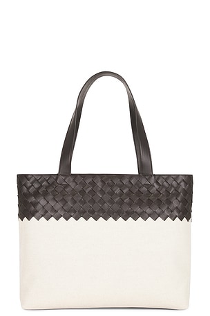 Bottega Veneta Small Zipped Tote Canvas Bonded Intr. 15 Avenue in Natural, Fondant & S in Cream