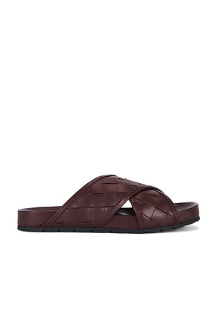 Bottega Veneta Tarik Crisscross Sandal Intrecciato City Calf in Burgundy