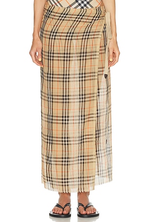 Burberry Plaid Pareo in Beige