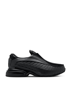 On Cloud 6 Sneaker in Black | FWRD