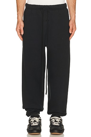 Fear of God ESSENTIALS Classic Sweatpant in Black