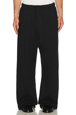 Fear of God ESSENTIALS Signature Lounge Sweatpant in Black