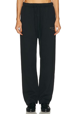 Fear of God ESSENTIALS Fleece Relaxed Sweatpant in Black