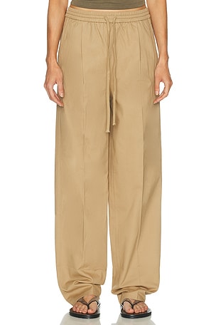 Fear of God ESSENTIALS Pleat Front Drawstring Pant in Brown