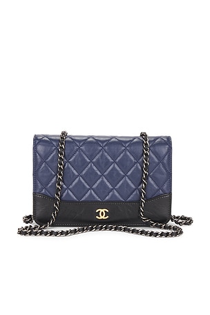Chanel Lambskin Gabrielle Wallet On Chain in Navy
