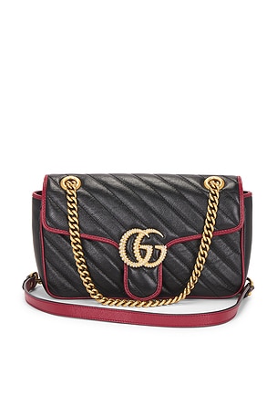 Gucci GG Marmont Shoulder Bag in Black