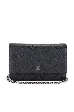 Chanel Caviar Classic Wallet On Chain in Black