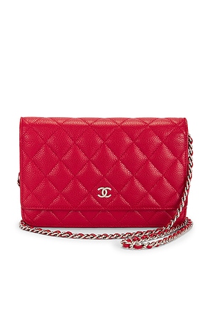 Chanel Caviar Classic Wallet On Chain in Red