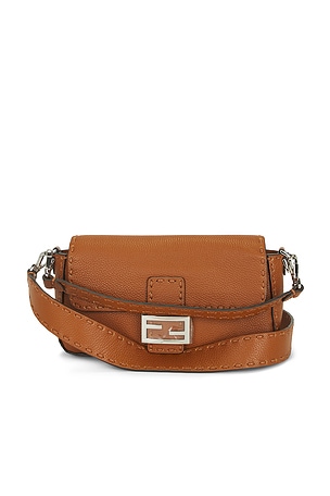 Fendi Baguette Shoulder Bag in Brown