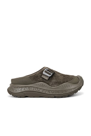 HOKA U Ora Primo Ext Sneaker in Green