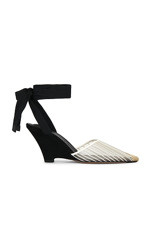 JACQUEMUS Les Espadrilles H in White,Black
