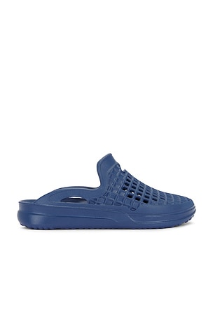 Lusso Cloud Scenario Slide in Blue