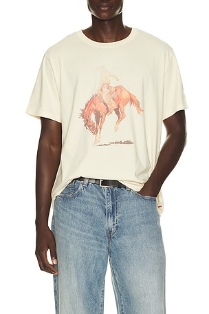 LEVI'S Relaxed Fit Tee in Cream