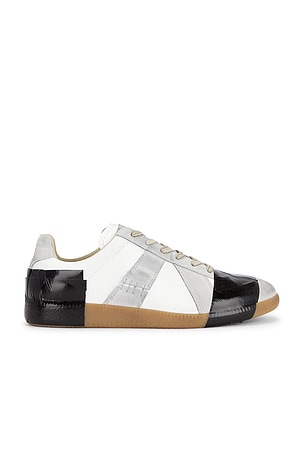 Maison Margiela Replica Sneaker in White,Grey