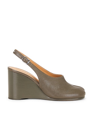 Maison Margiela Tabi Slingback Wedge Pump in Olive