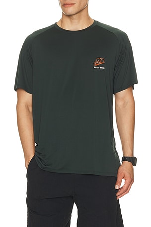 Nike Dri-Fit Advanced Short-Sleeve Running Top in Dark Green
