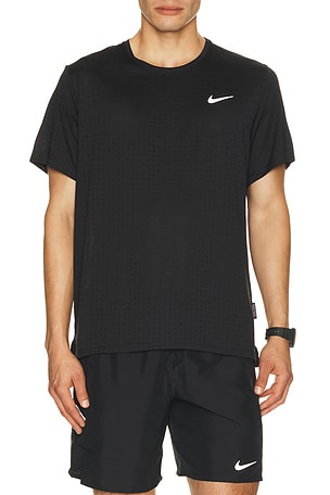 Nike Miler Dri-Fit Short-Sleeve Running Top in Black