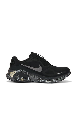 Nike Structure 26 Cm Sneaker in Black