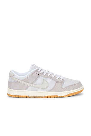Nike Dunk Low Retro Se in Grey