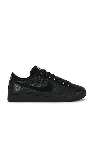 Nike Tennis Classic Cs Prm Wtch Bnd in Black