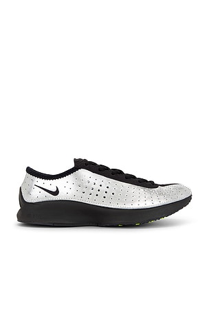 Nike Air Superfly in Metallic Silver