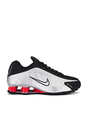 Nike Shox R4 Sneaker in Metallic Silver