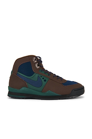 Nike Baltoro SP Hightop in Brown