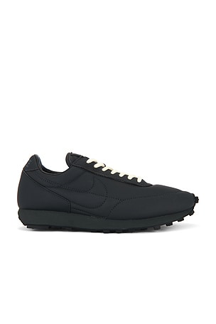 Nike Daybreak SP in Black