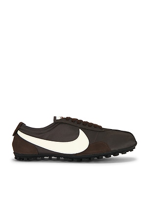Nike Moon Shoe OG Sneaker in Chocolate