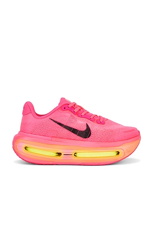 Nike Vomero Premium Sneaker in Fuchsia