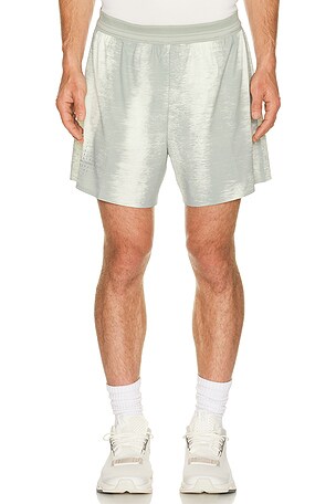On Performance Shorts Terra in Green
