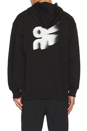 On Club Hoodie Volt in Black