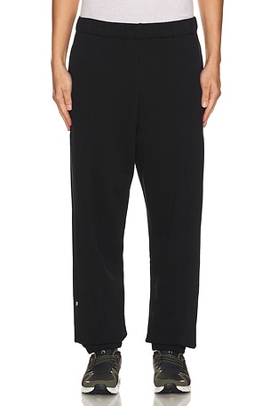 On Club Pants in Black